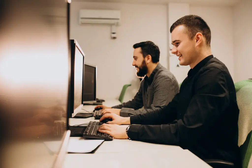 Engineer Providing It Support For Weymouth Businesses